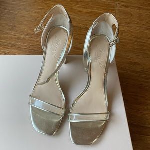 Jewel Badgley Mischka Gold Heels Sz 8